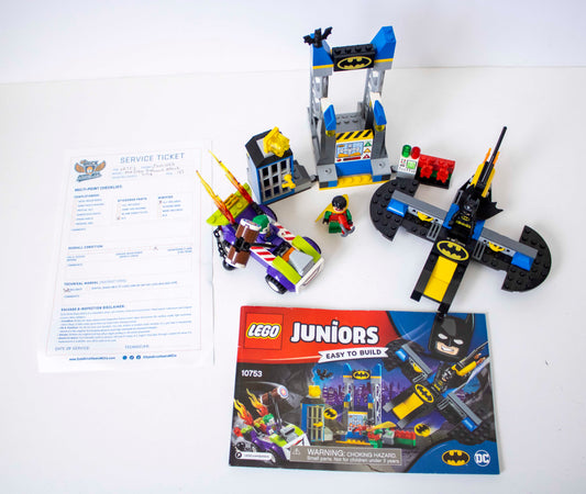 10753 Juniors: The Joker Batcave Attack