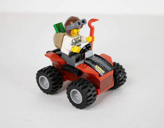 10751 Juniors (City): Mountain Police Chase (ATV ONLY)