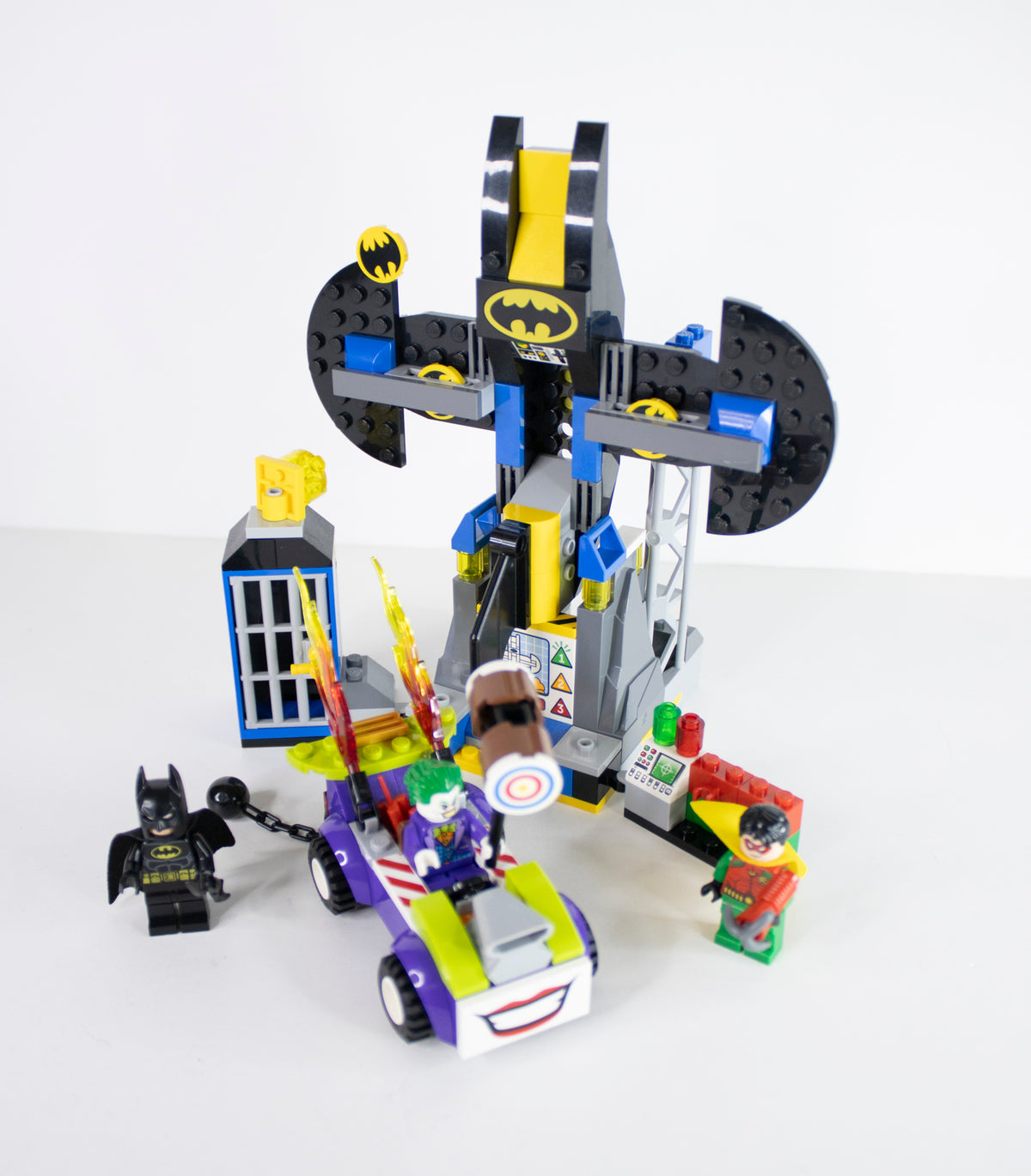 10753 Juniors (DC): The Joker Batcave Attack (#2)