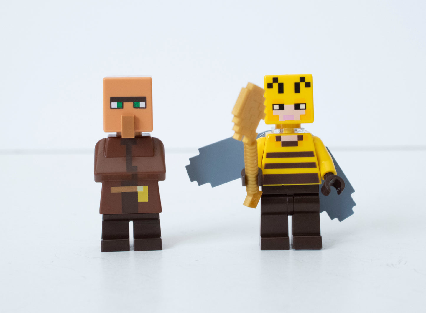 21165 Minecraft: The Bee Farm