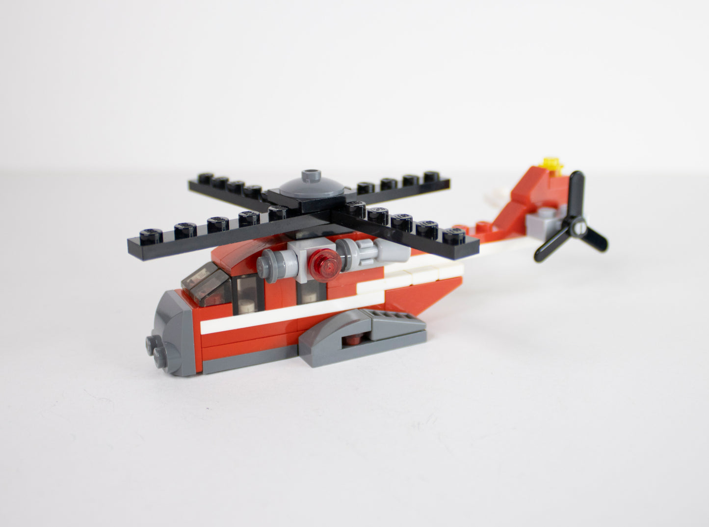 31013 Creator 3 in 1: Red Thunder