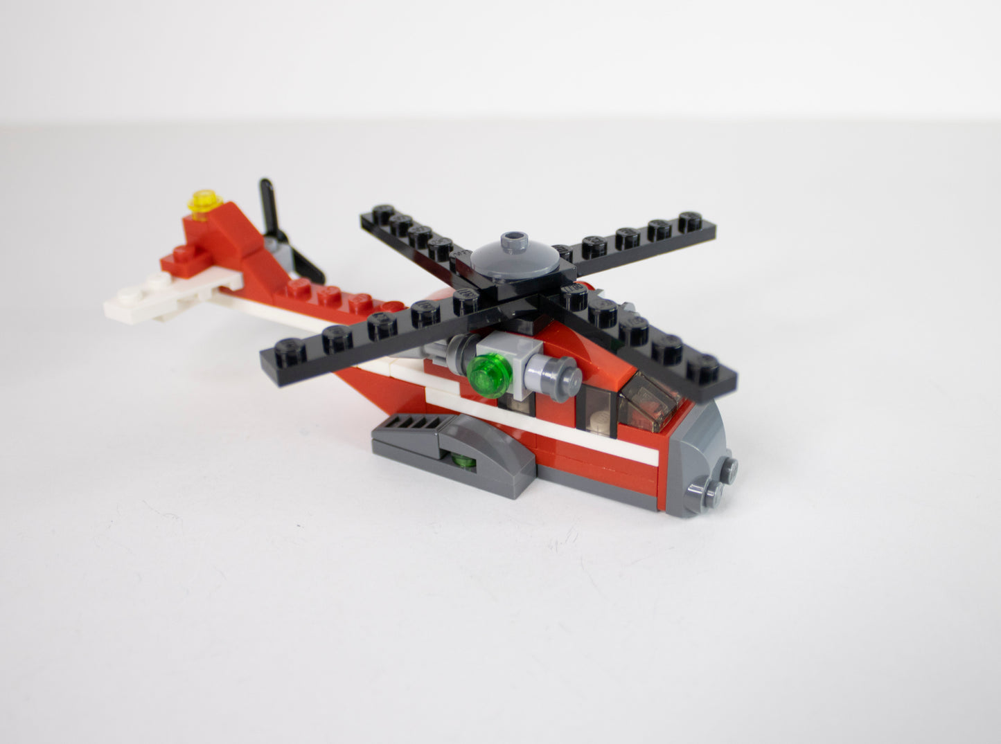 31013 Creator 3 in 1: Red Thunder