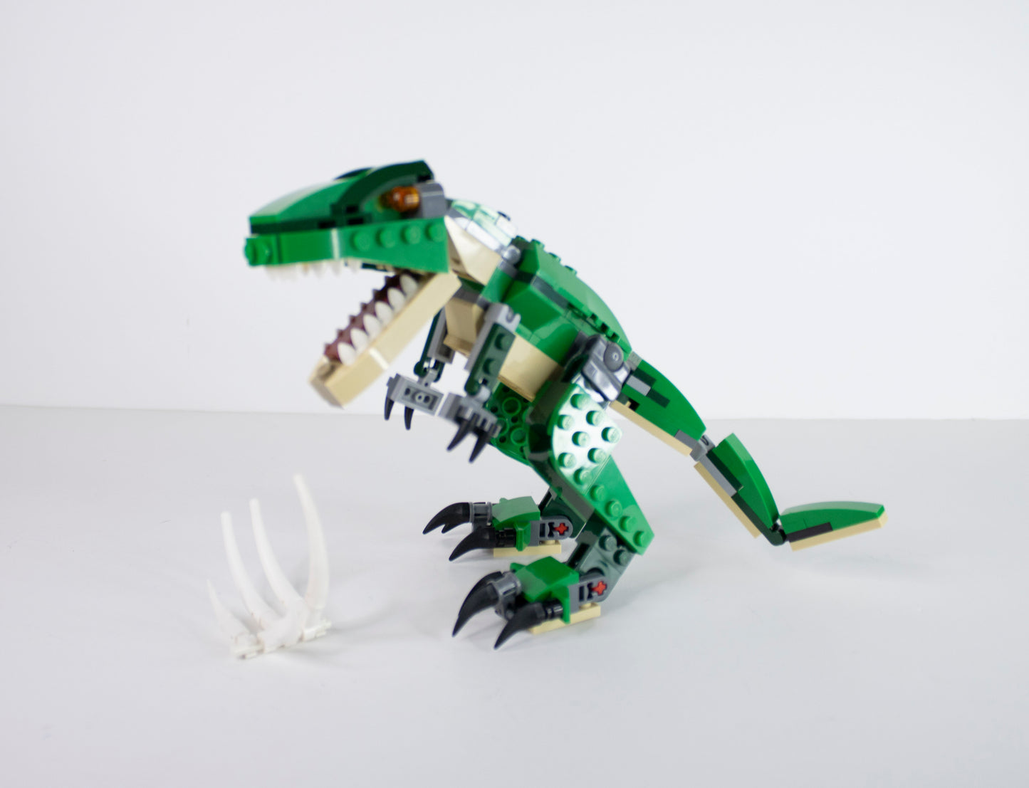 31058 Creator 3 in 1: Mighty Dinosaurs (#2)