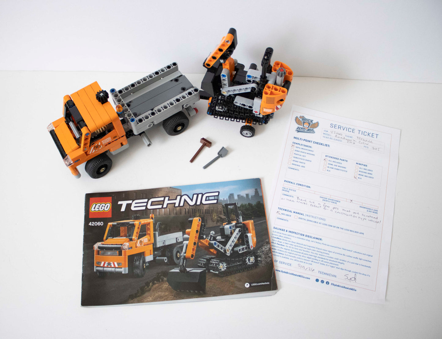 42060 Technic: Roadwork Crew