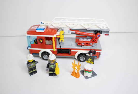 60107 City: Fire Ladder Truck