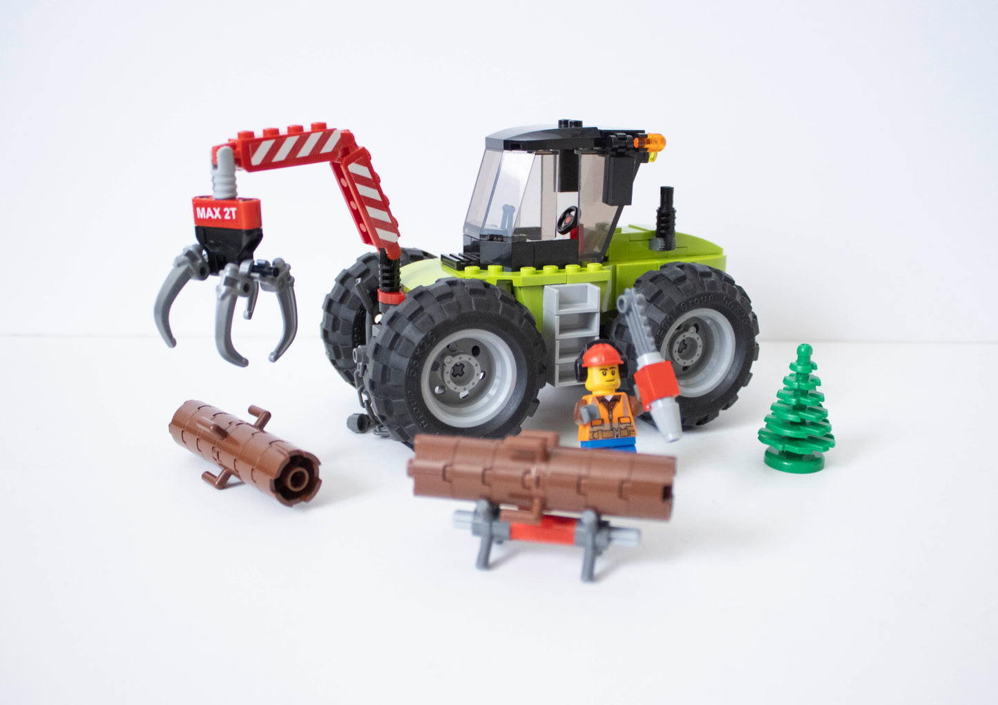 60181 City: Forest Tractor