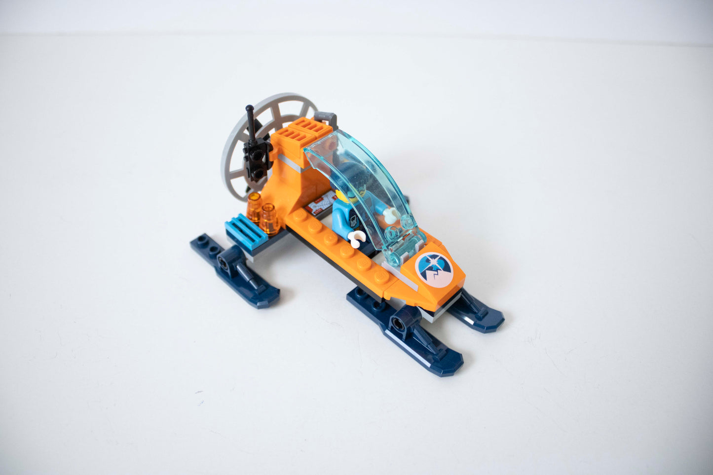 60190 City: Arctic Ice Glider