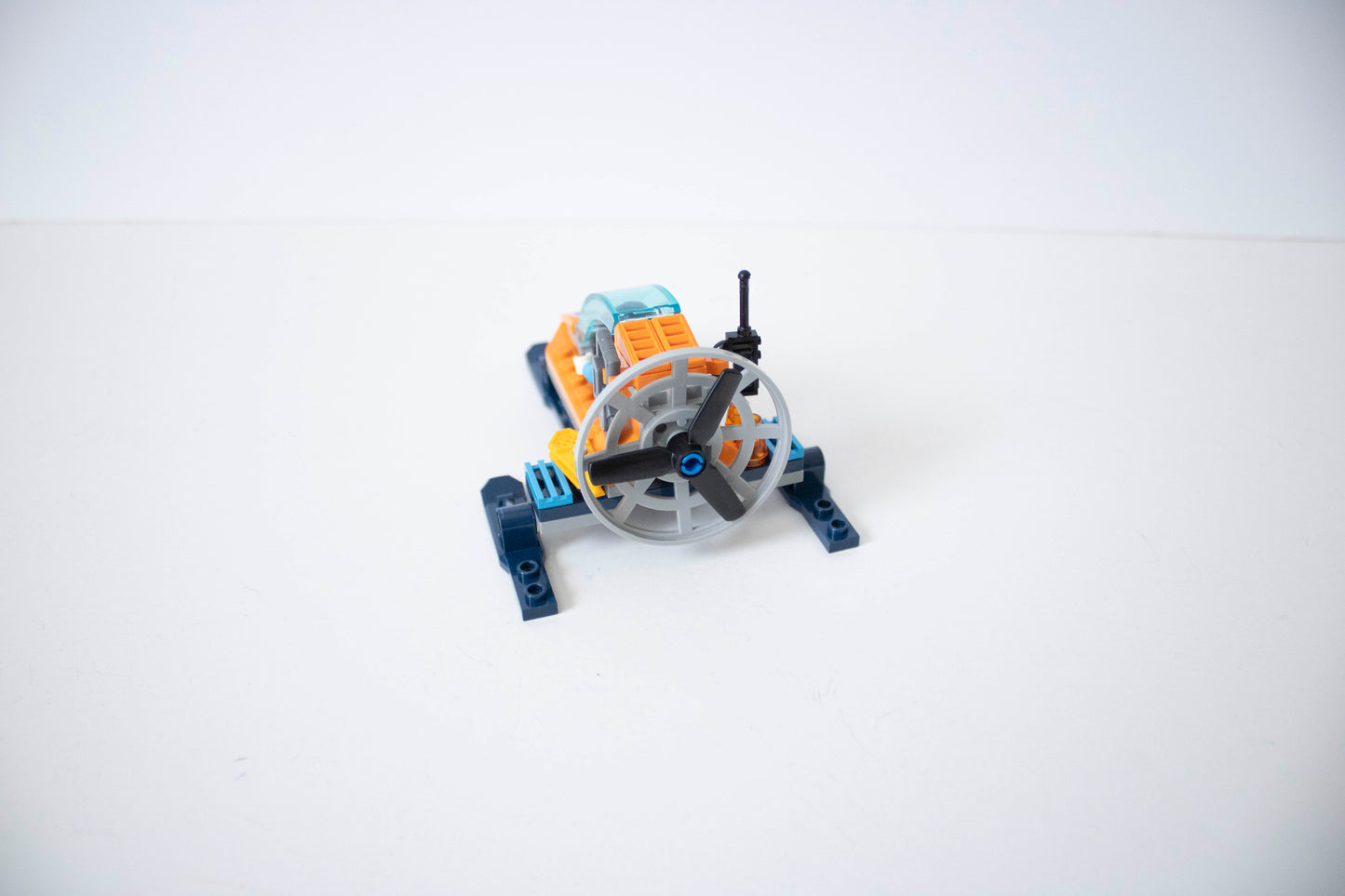 60190 City: Arctic Ice Glider