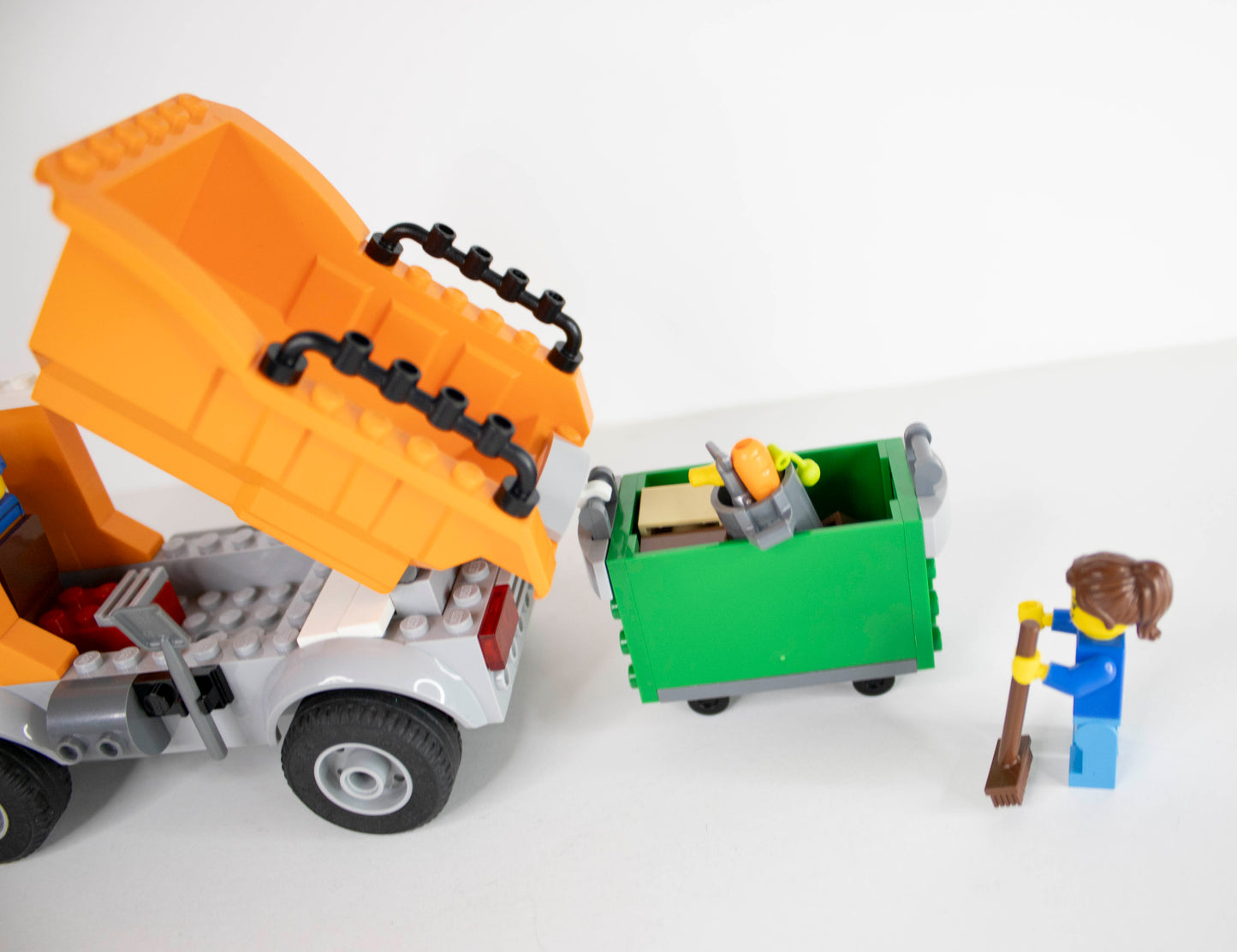 60220 City: Garbage Truck