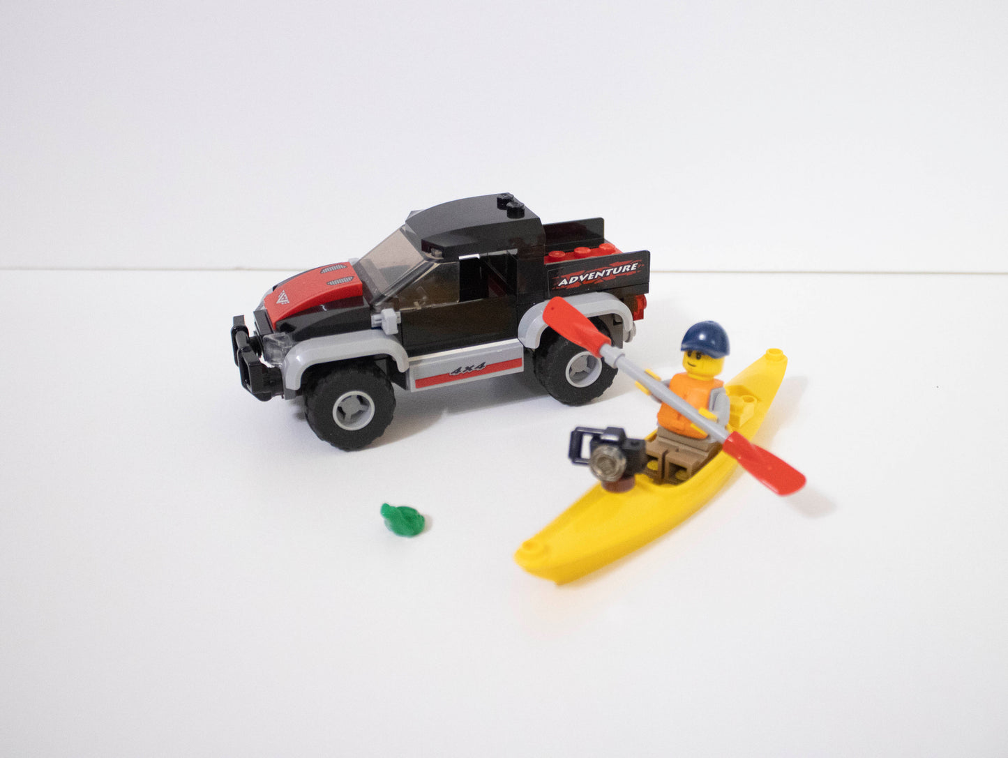 60240 City: Kayak Adventure