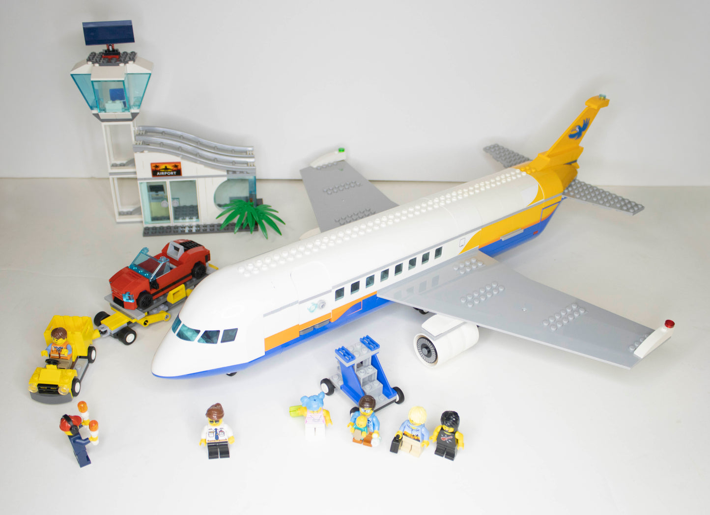 60262 City: Passenger Airplane (2020)
