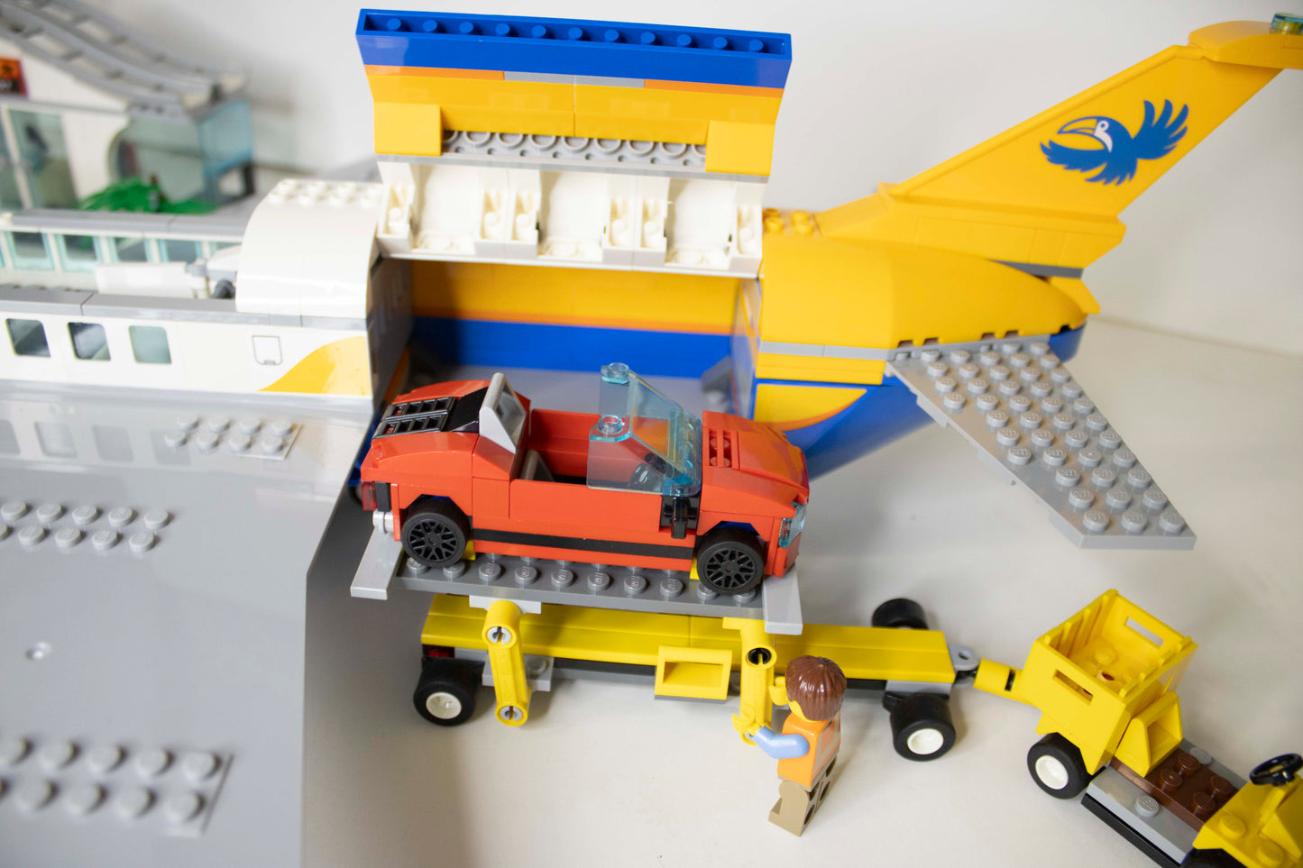 60262 City: Passenger Airplane (2020)