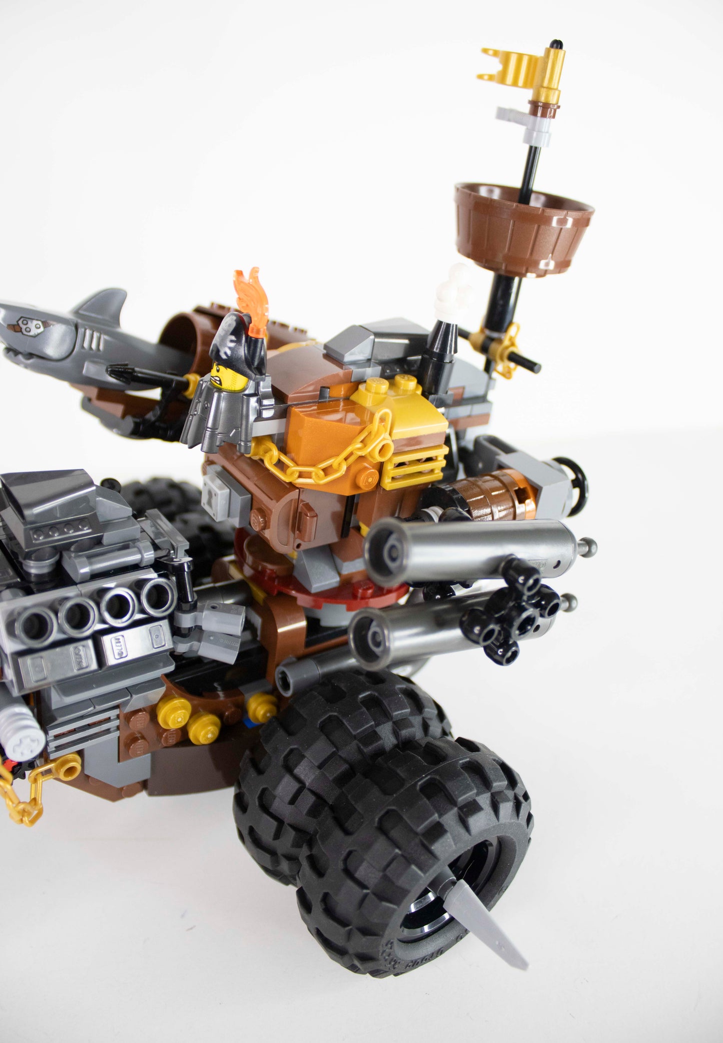 70834 The LEGO Movie 2: MetalBeard's Heavy Metal Trike!