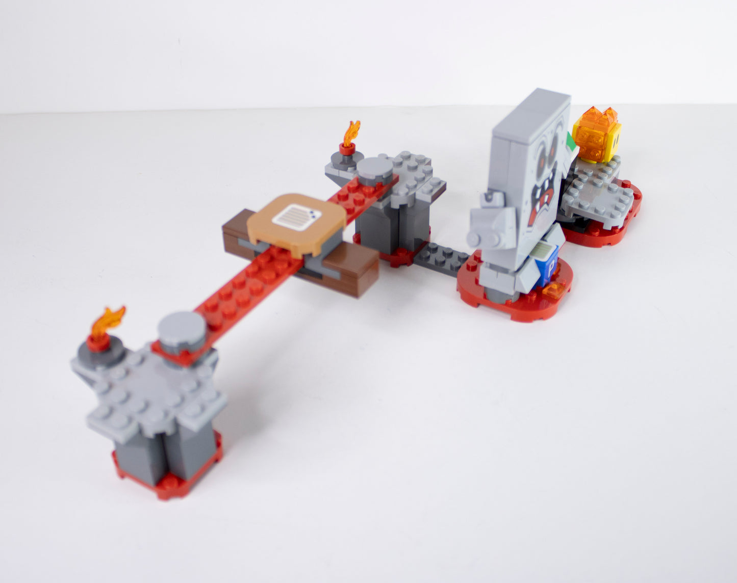 71364 Super Mario: Whomp's Lava Trouble Expansion Set