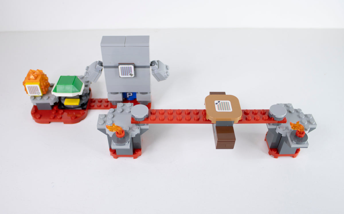 71364 Super Mario: Whomp's Lava Trouble Expansion Set