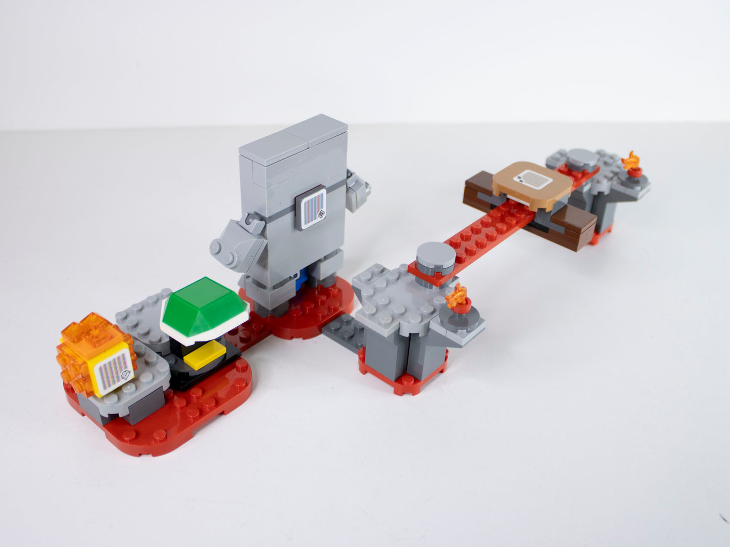 71364 Super Mario: Whomp's Lava Trouble Expansion Set