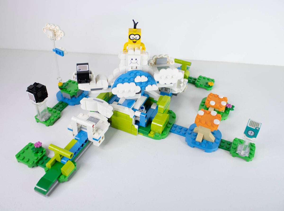 71389 Super Mario: Lakitu Sky World Expansion Set