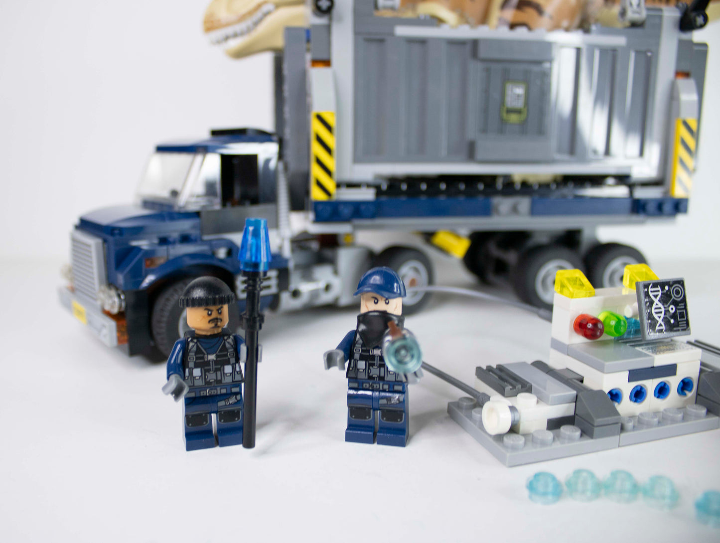75933 Jurassic World: T.rex Transport (#2)