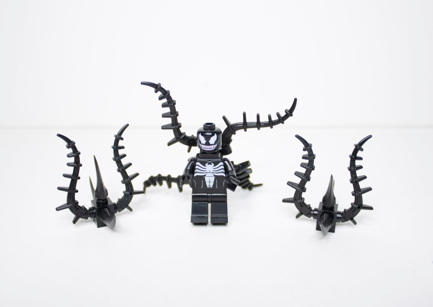 76004 Marvel Super Heroes: Spider-Man Spider-Cycle Chase