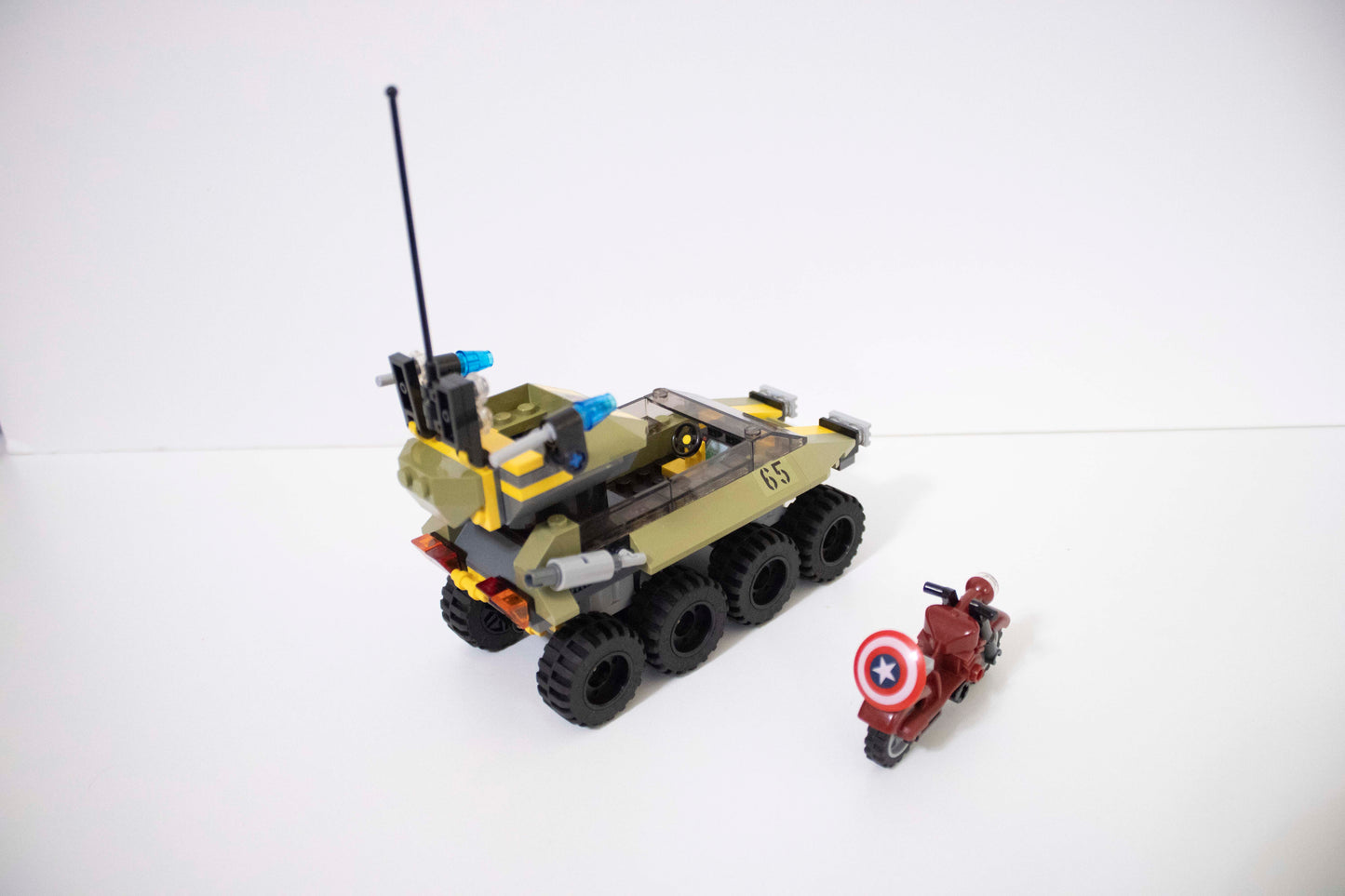 76017 Marvel Super Heroes: Captain America vs Hydra