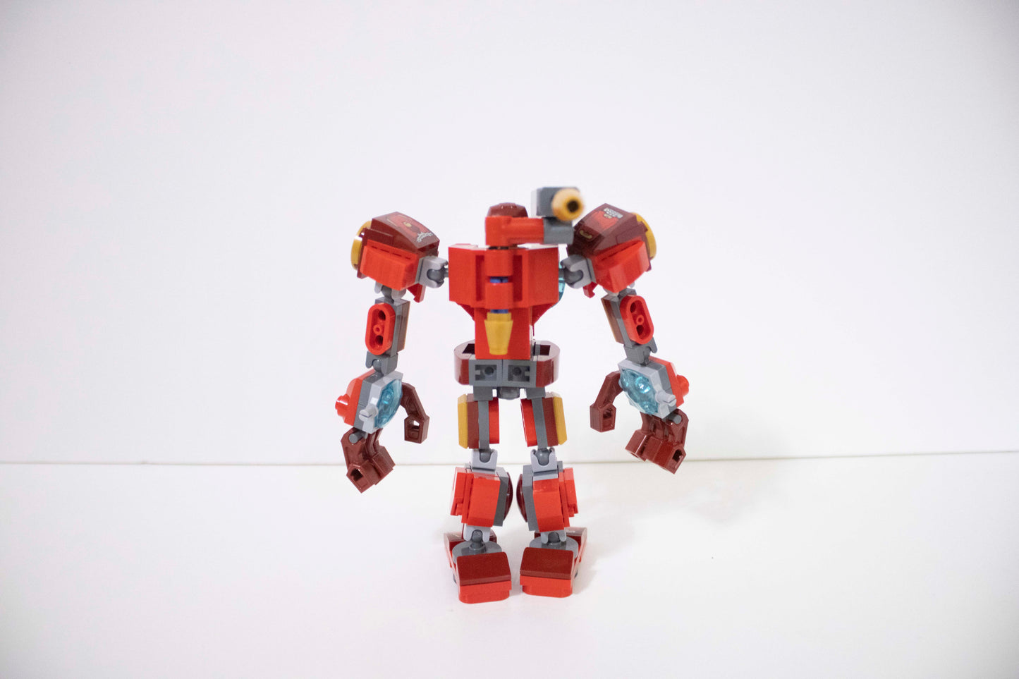 76140 Marvel Avengers: Iron Man Mech