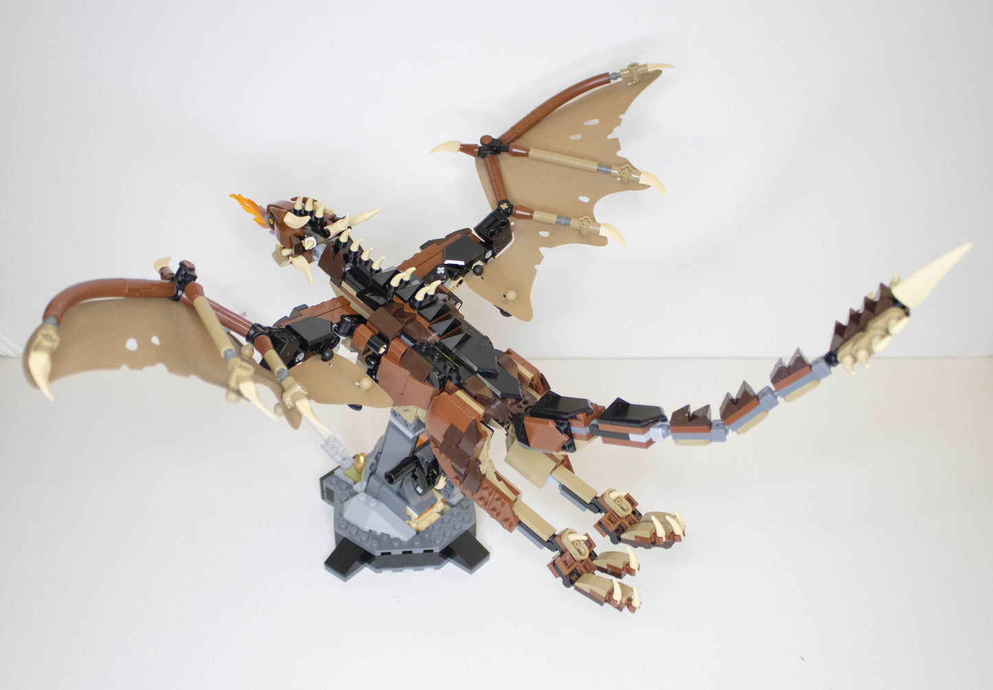 76406 Harry Potter: Hungarian Horntail Dragon