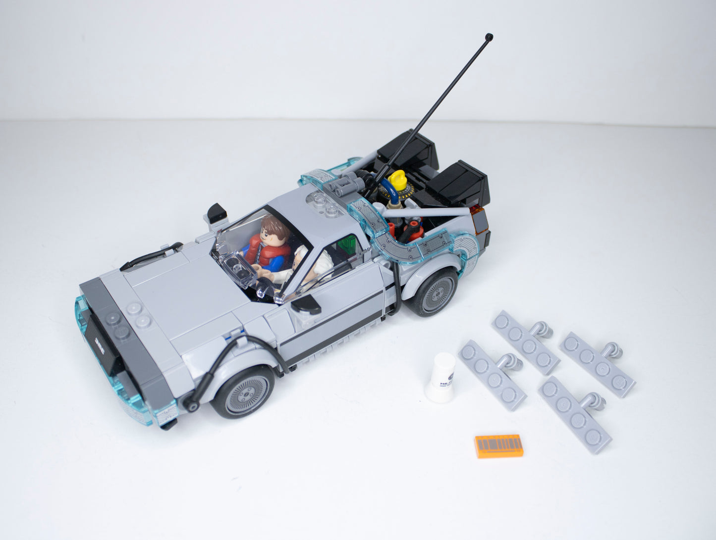 77256 Speed Champions: The Time Machine from Back to the Future