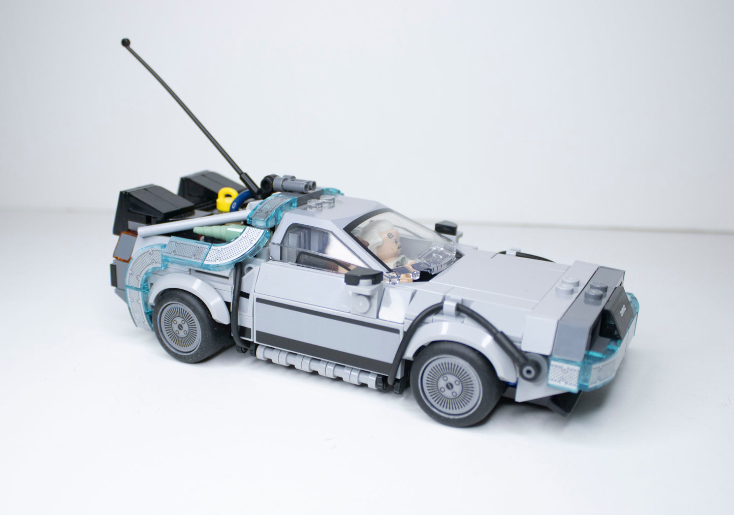 77256 Speed Champions: The Time Machine from Back to the Future