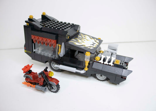 09464 Monster Fighters: The Vampyre Hearse