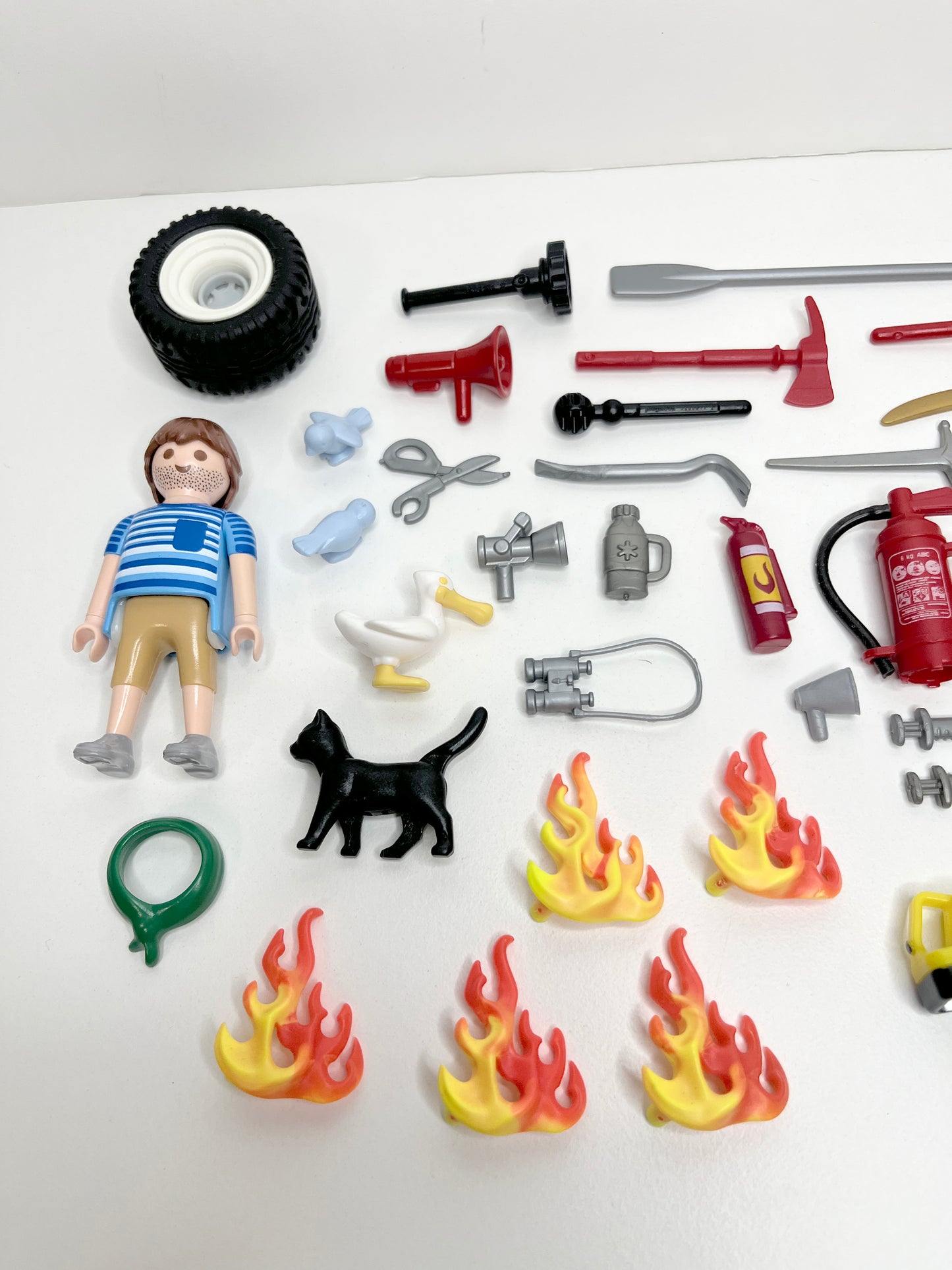 Non-LEGO Salvage: Playmobil Parts & Accessories LOT