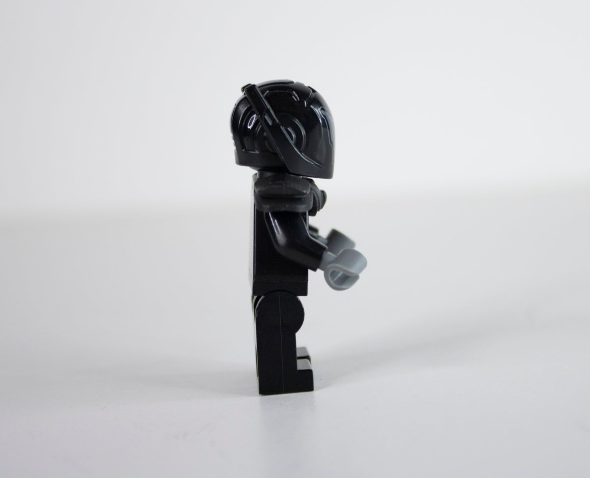 Minifig: col19-11 Galactic Bounty Hunter (CMF Series 19)