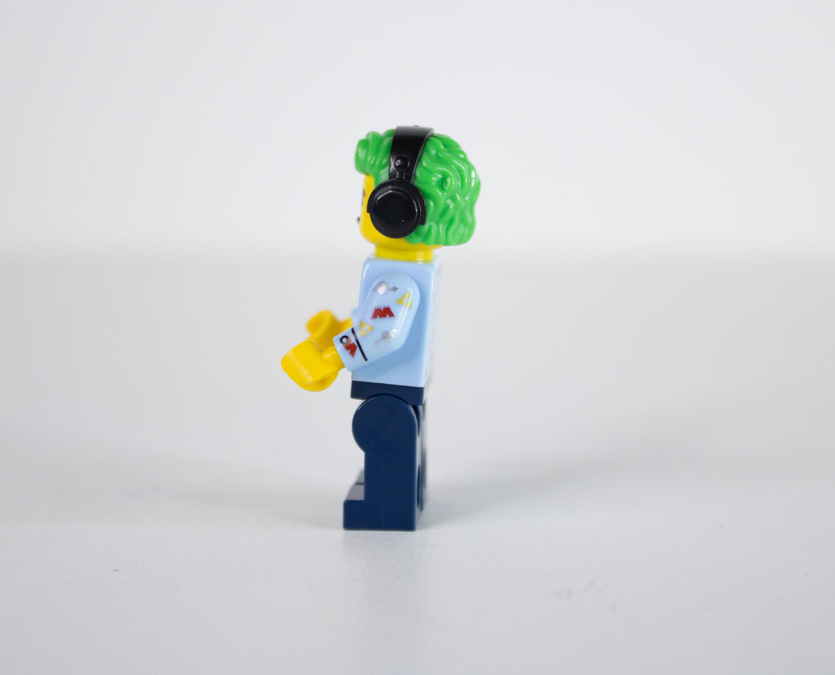 Minifig: col19-1 Video Game Champ (CMF Series 19)