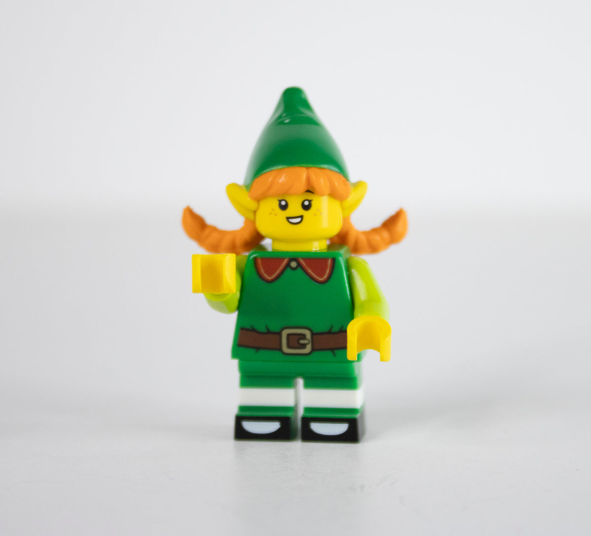 Minifig: col23-5 Holiday Elf (CMF Series 23)