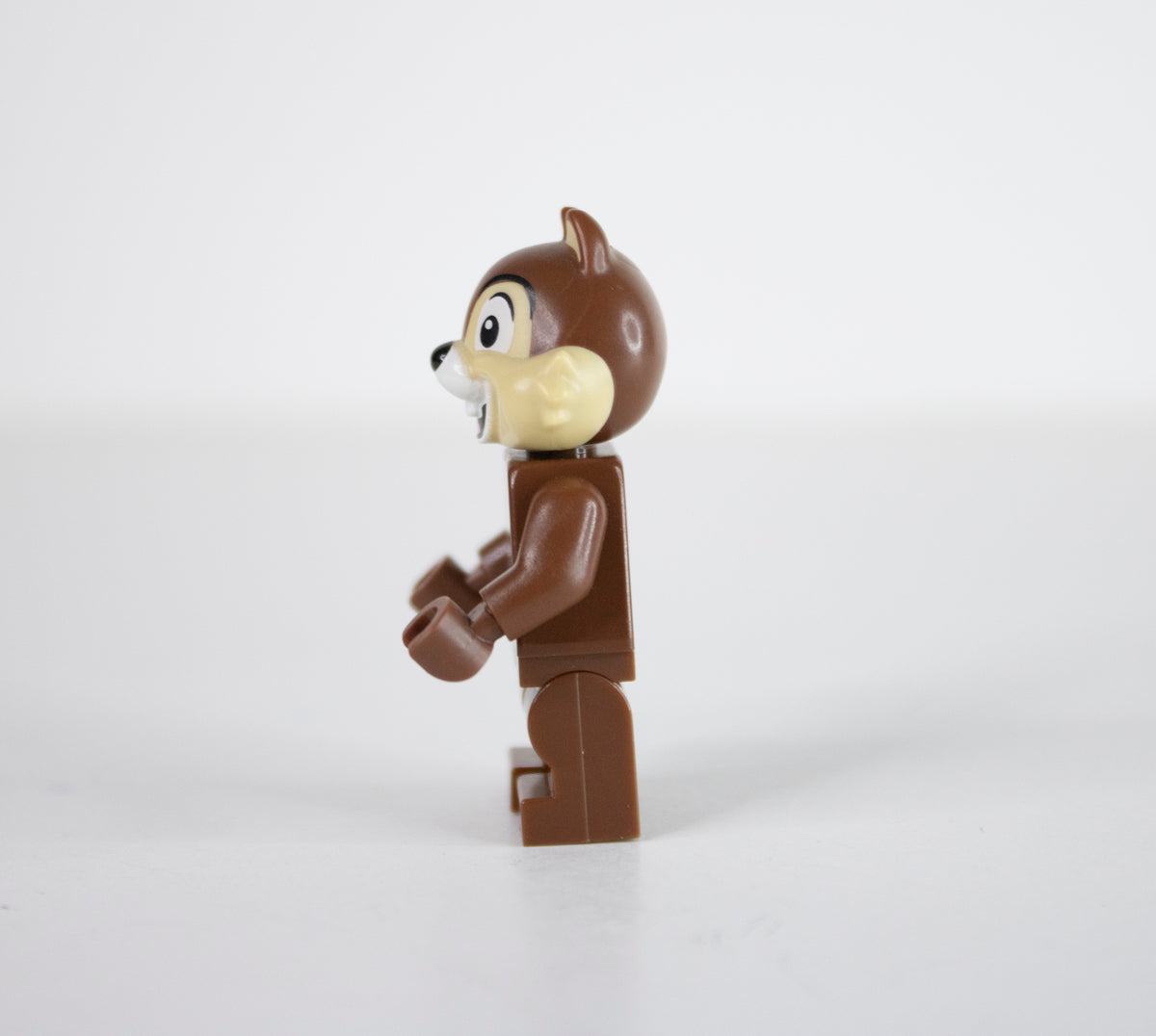 Minifig: dis030 Chip (Disney Collectible Minifigures Series 2) #2