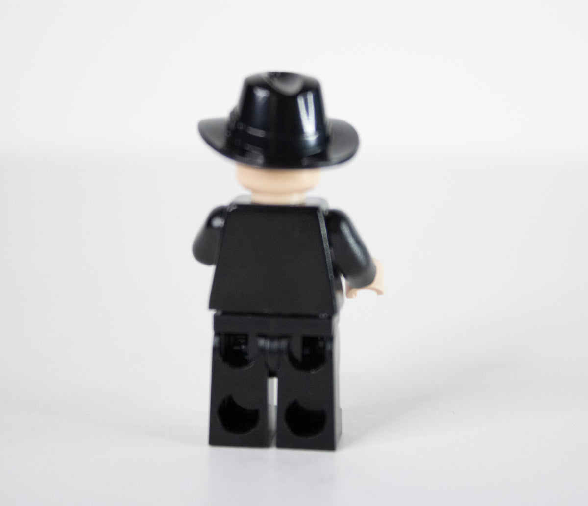 Minifig: iaj027 Shanghai Gangster w Moustache (Indiana Jones)